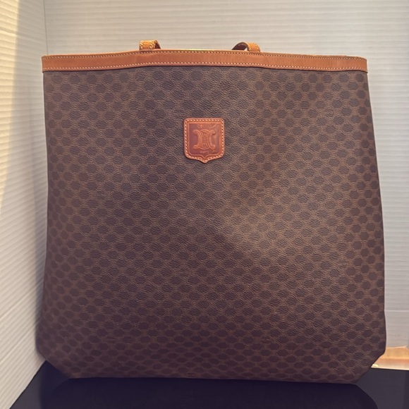 Celine Tote Bag Macadamia Brown Pre-Owned Great Condition - Picture 3 of 14